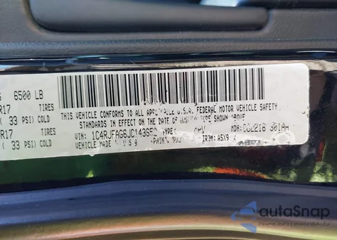 2018 Jeep Grand Cherokee Laredo E 4X4 z USA, uszkodzony, nr VIN 1C4RJFAG6JC143652